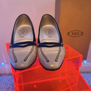 Tod’s Women Shoe Pellame Nice Kitten Heel Loafer 9/9.5  XXW313LNO184 Vintage